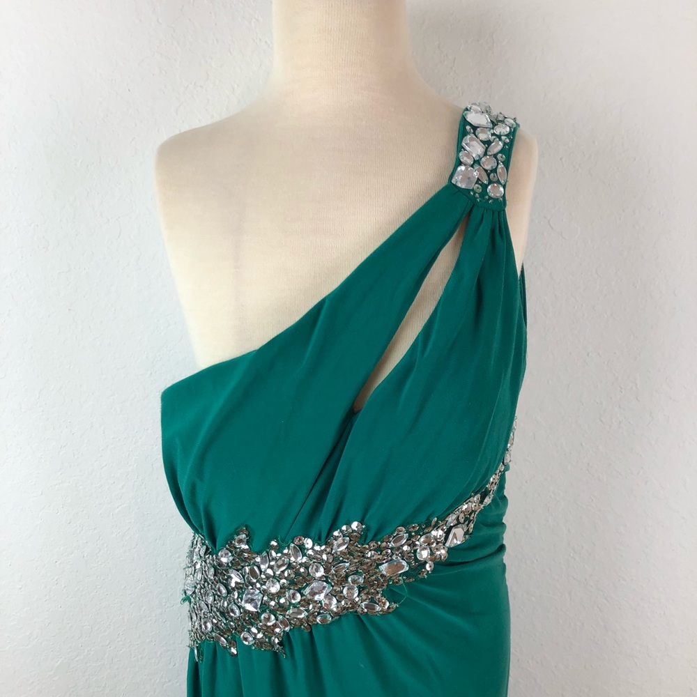 Long Open Shoulder Green Prom Dress
